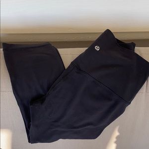 Lululemon Cropped Yoga Pants